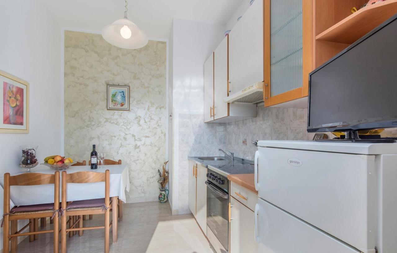 Apartment Complex Orzan Lovrecica ภายนอก รูปภาพ