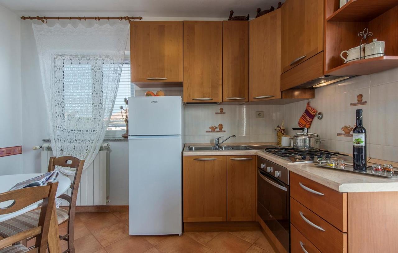 Apartment Complex Orzan Lovrecica ภายนอก รูปภาพ