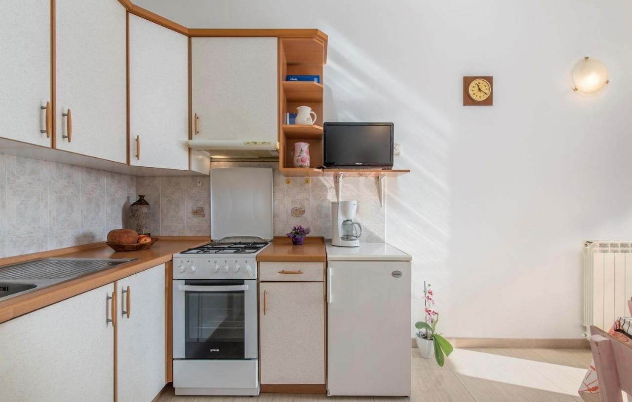 Apartment Complex Orzan Lovrecica ภายนอก รูปภาพ